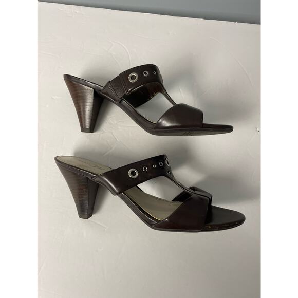 East 5th chocolate brown studded 3" heel sandals women's size 8M - Picture 2 of 6